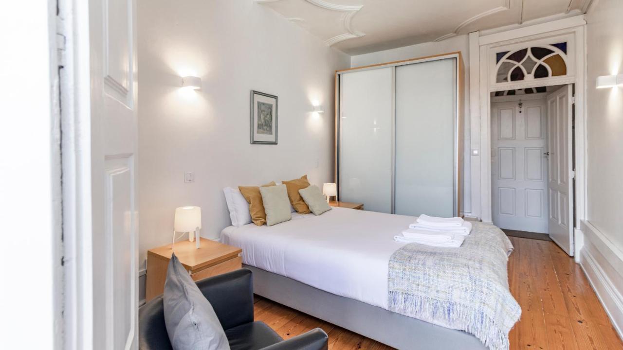 Porto 61 - Bright 2Br W/ Balcony By Lovelystay Exterior photo