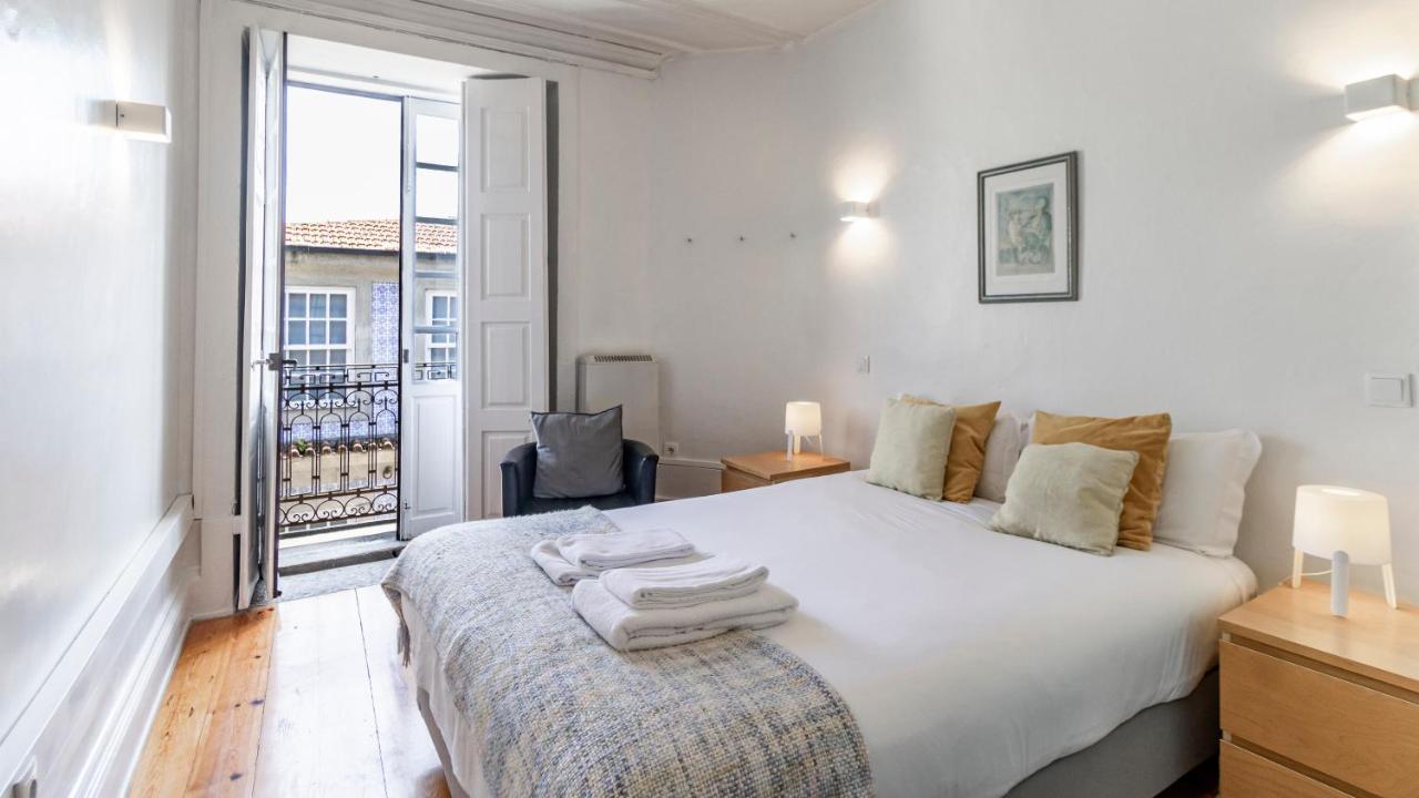 Porto 61 - Bright 2Br W/ Balcony By Lovelystay Exterior photo