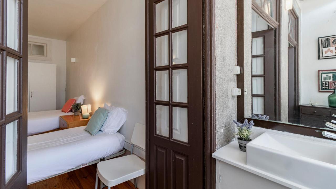 Porto 61 - Bright 2Br W/ Balcony By Lovelystay Exterior photo