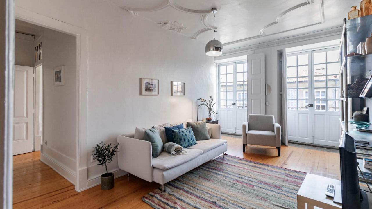 Porto 61 - Bright 2Br W/ Balcony By Lovelystay Exterior photo